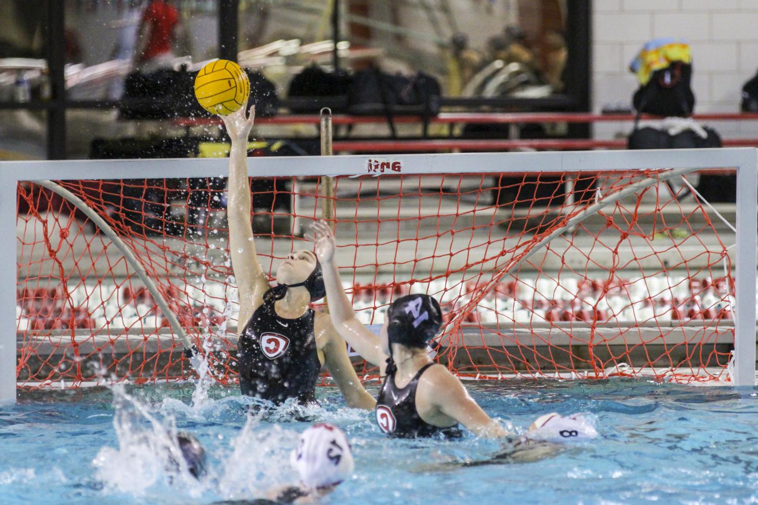 <a href='http://72am.dhwee.com'>BETVLCTOR伟德登录</a> student athletes compete in a water polo tournament on campus.